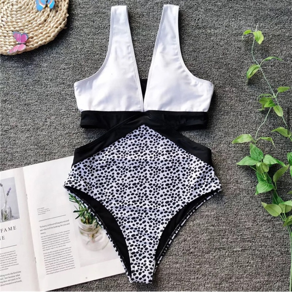 (Last 1) Deep v-cut multicolor one piece swimsuit - Picture 3 of 7